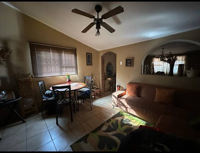 3 BEDROOM FREESTANDING FOR SALE IN EASTWOOD